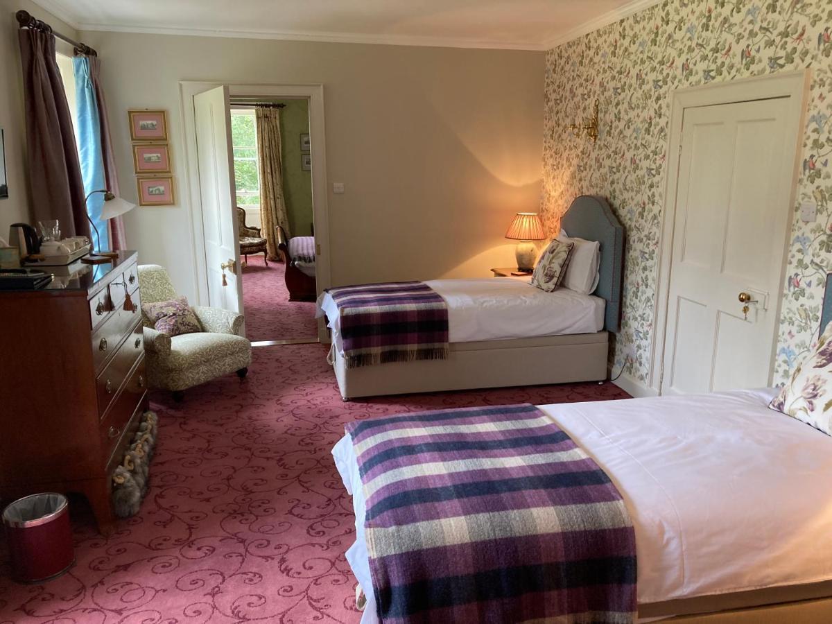 Bedrule Old Manse B&B Hawick Ngoại thất bức ảnh